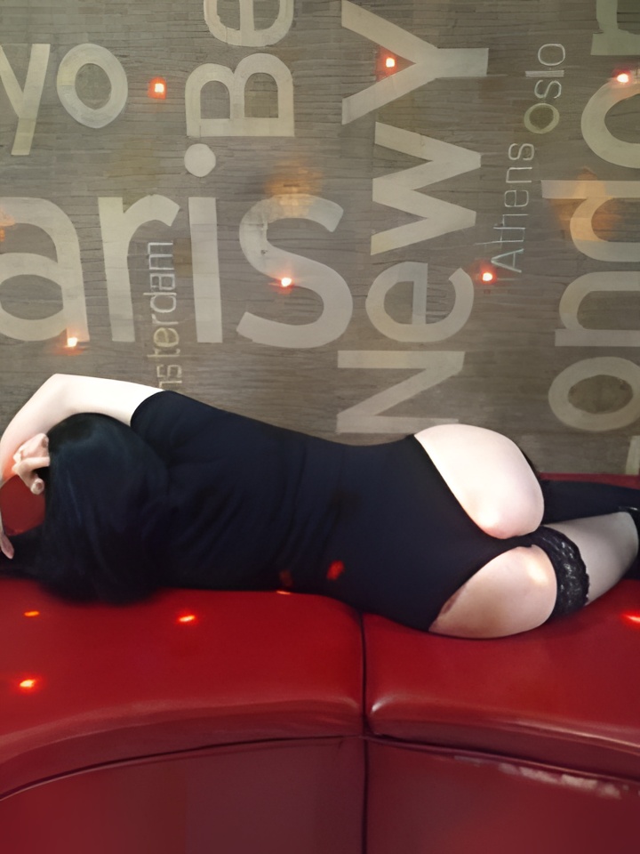 Индивидуалка Ивона, доступна для личного знакомства от 2500 руб