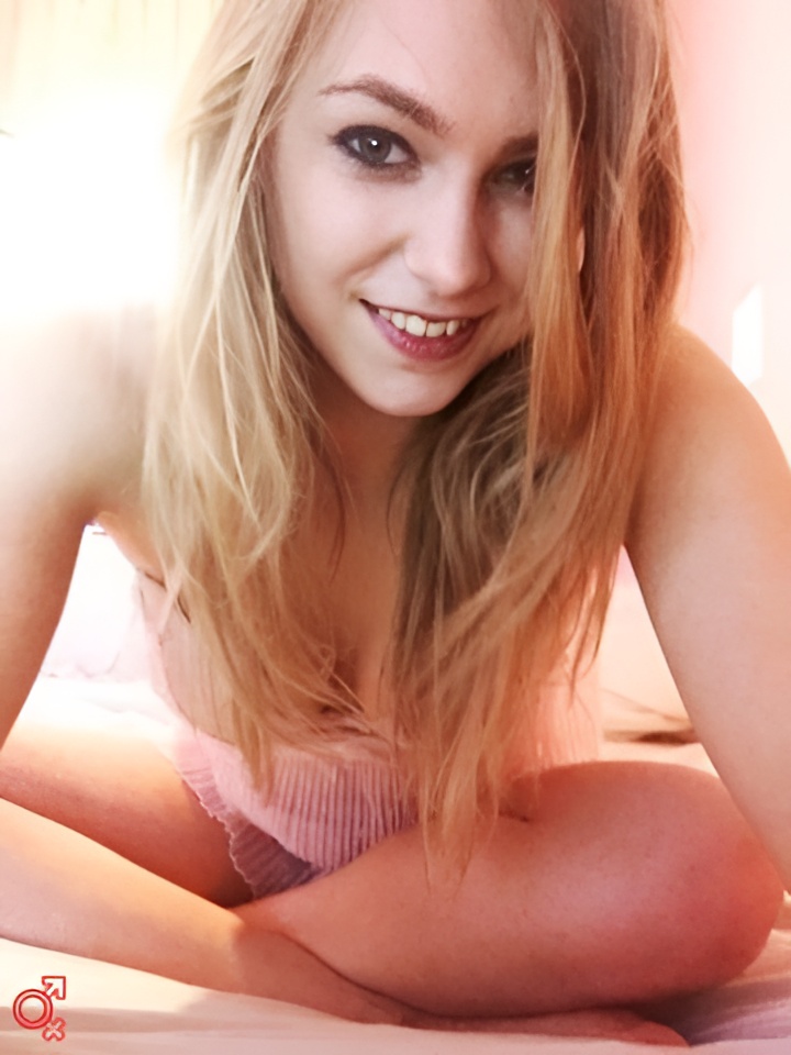 Юля привлекальеная девушка из Полысаево цена от 2000 руб