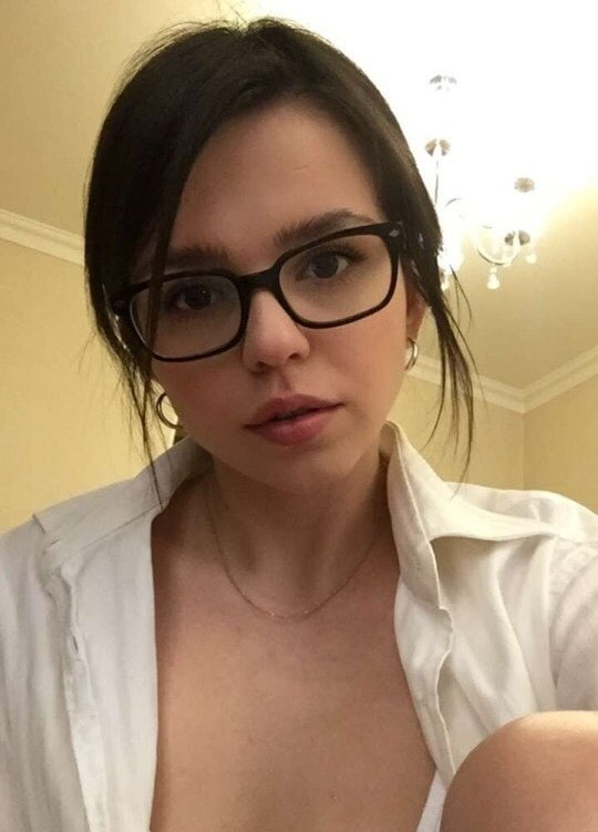 Олеся привлекальеная девушка из Полысаево цена от 3000 руб