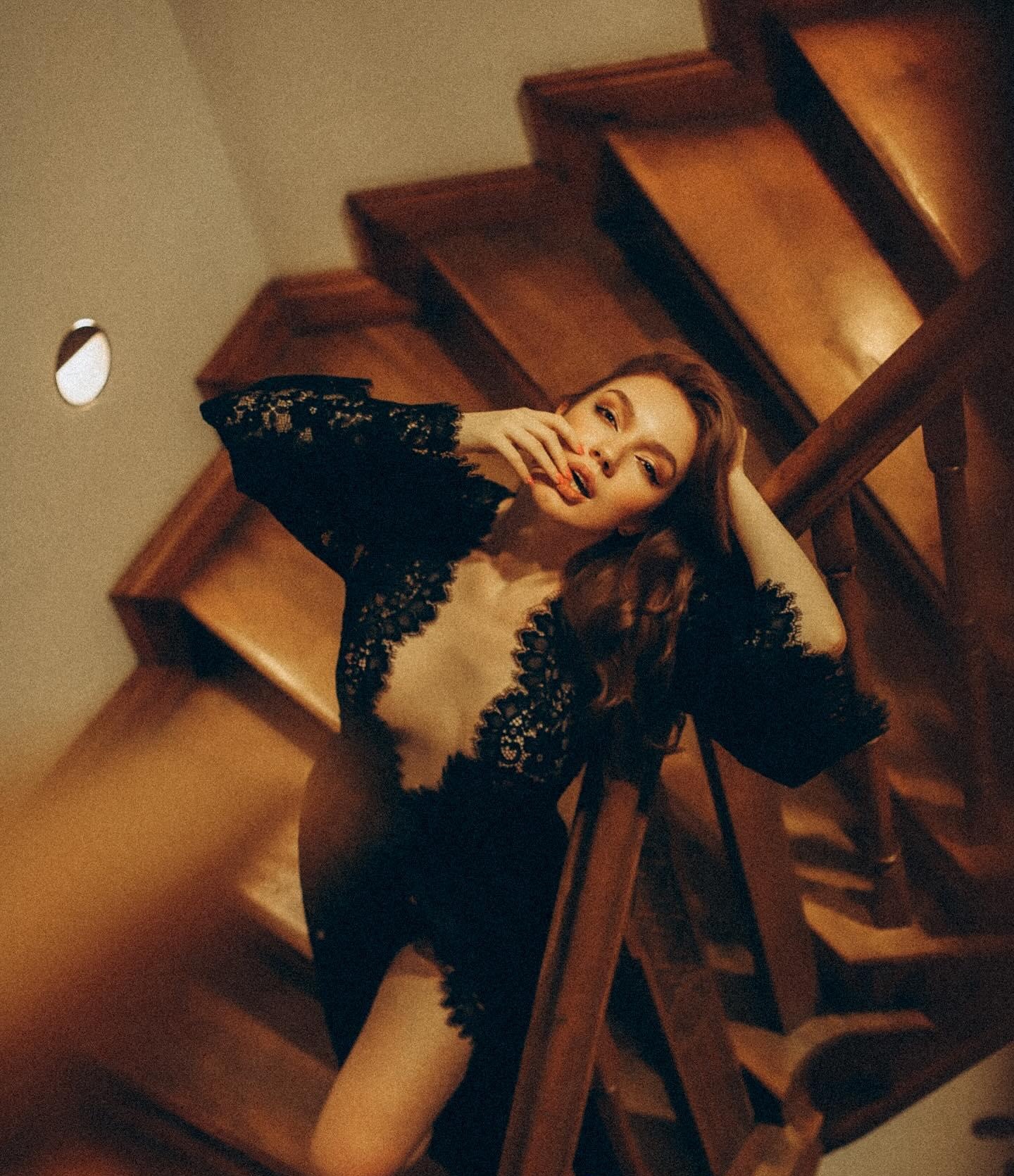 Алина привлекальеная девушка из Полысаево цена от 4000 руб