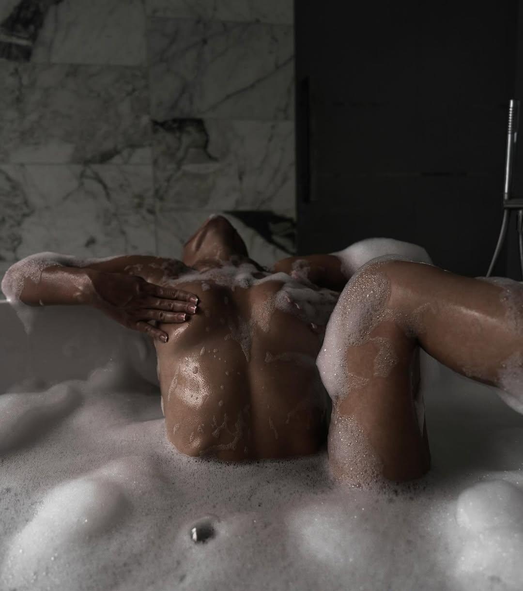 Саша привлекальеная девушка из Полысаево цена от 7000 руб