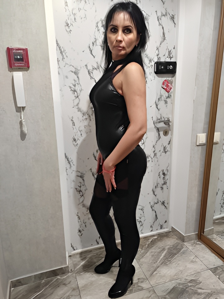 Индивидуалка Мирослава, доступна для личного знакомства от 10000 руб