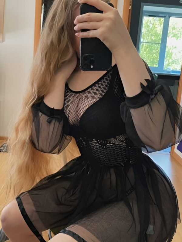 Забава привлекательная девушка из Полысаево цена от 10000 руб