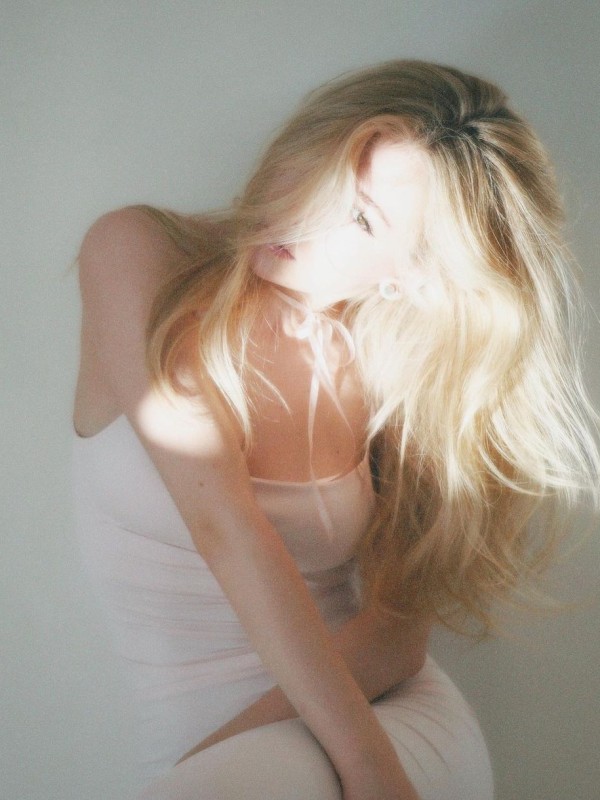 Влада привлекательная девушка из Полысаево цена от 7000 руб