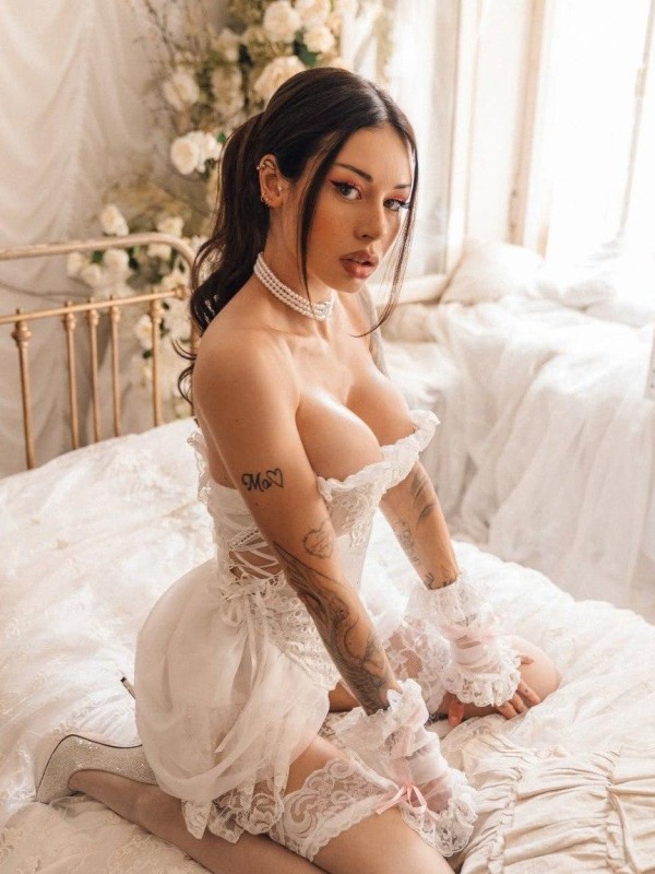 Славка привлекательная девушка из Полысаево цена от 7000 руб